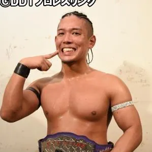 Akito彰人