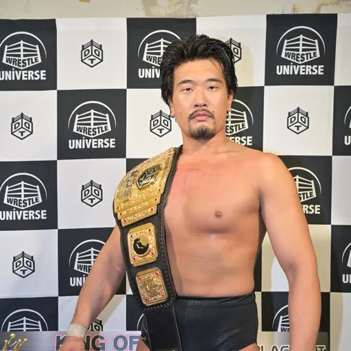 Kazusada Higuchi樋口和贞