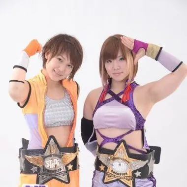 Kairi Hojo & Shozuki Natsumi