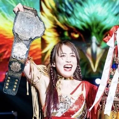 Saya Kamitani上谷沙弥