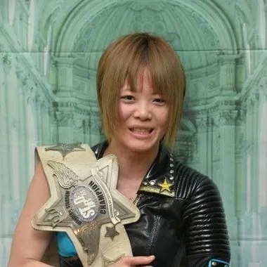 Mayu Iwatani岩谷麻优
