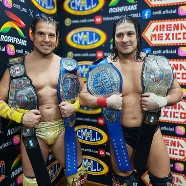 Los Hermanos Chávez (Ángel de Oro & Niebla Roja)
