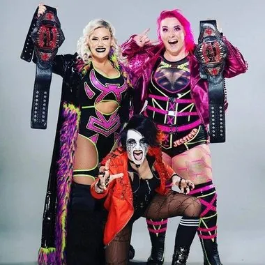 The Death Dollz (Jessicka, Rosemary, Taya Valkyrie)