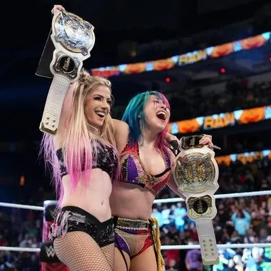 Alexa Bliss & Asuka阿莱克萨·布里斯 & 明日华