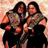 The Headshrinkers (Fatu & Samu)